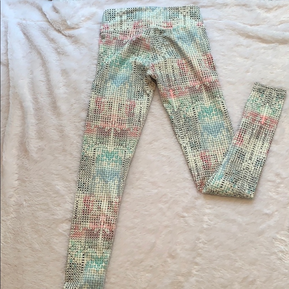 athletic leggings